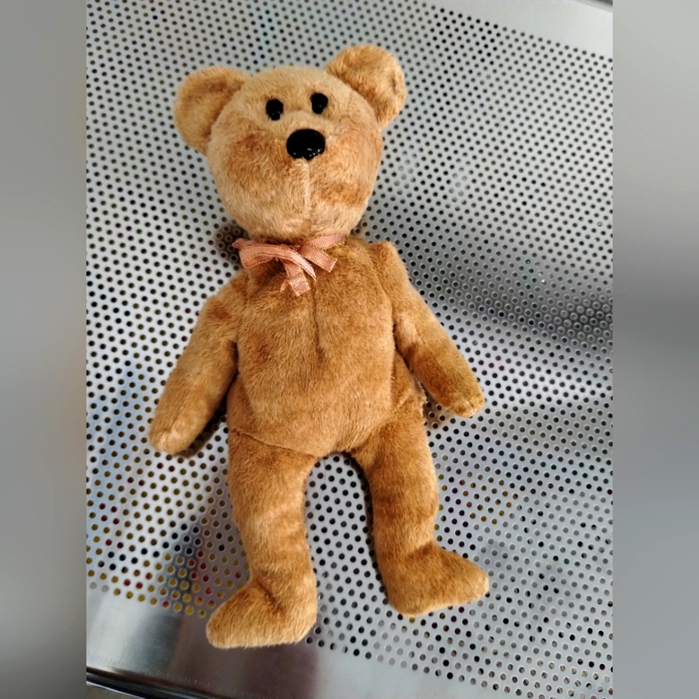 Ty Beanie Babies - CASHEW the SUPER SOFT brown bear soft toy - Picture 7 of 15